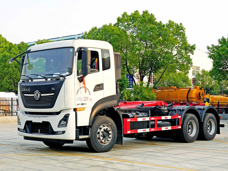 国六东风天龙后双桥18方勾臂套臂垃圾车