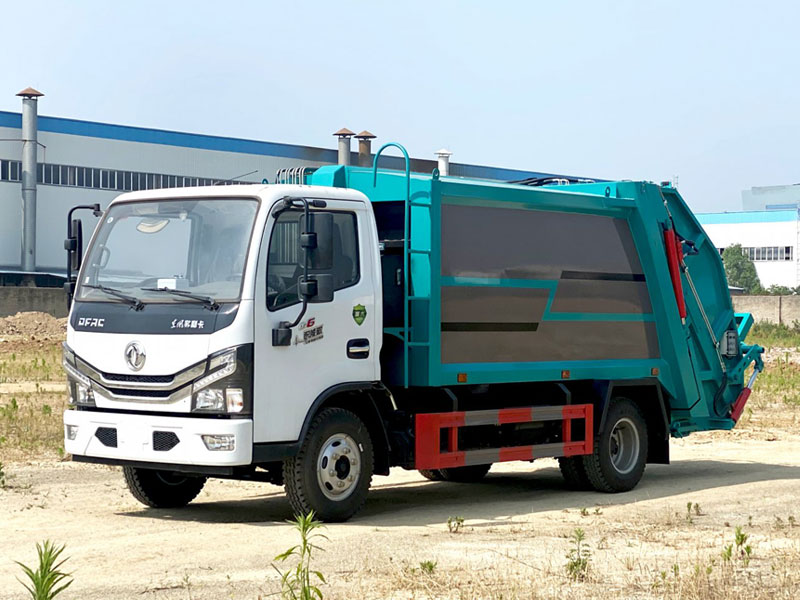 6方小多利卡黄牌压缩垃圾车