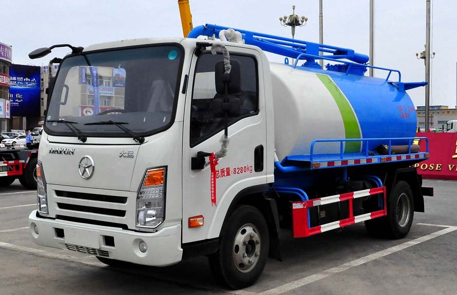 大运奥普力5方抽粪车