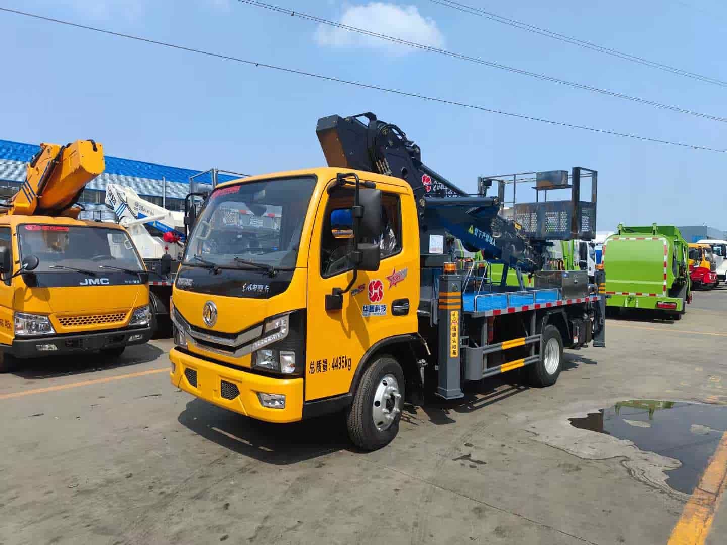 ​东风多利卡28米高空作业车