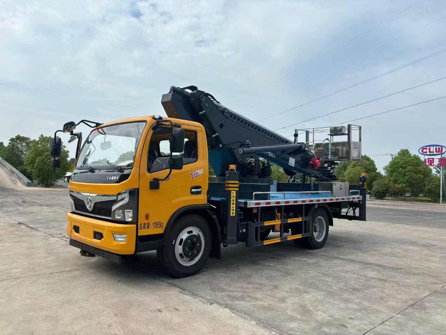 东风福瑞卡36米高空作业车