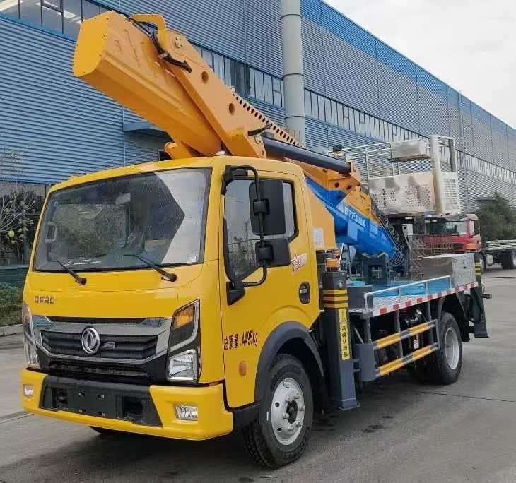 东风专致星云系列高端蓝牌33米高空作业车