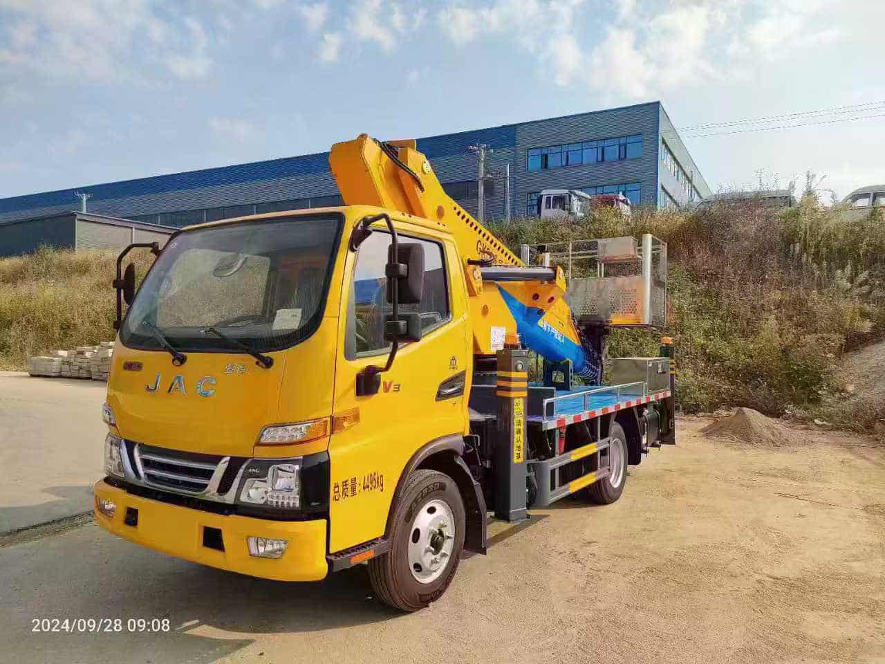 江淮骏铃30米高空作业车