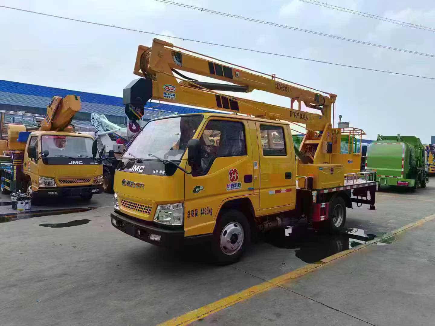 江铃顺威13米折臂高空作业车