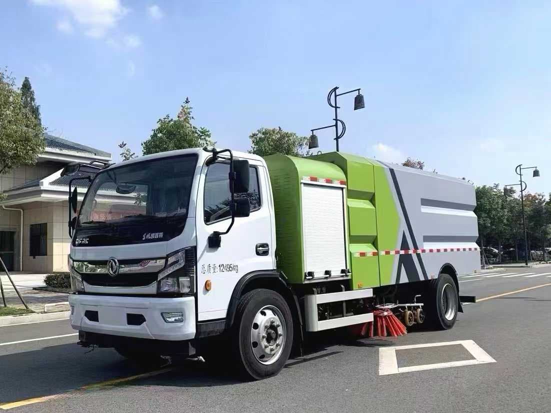 东风纯电动洗扫车