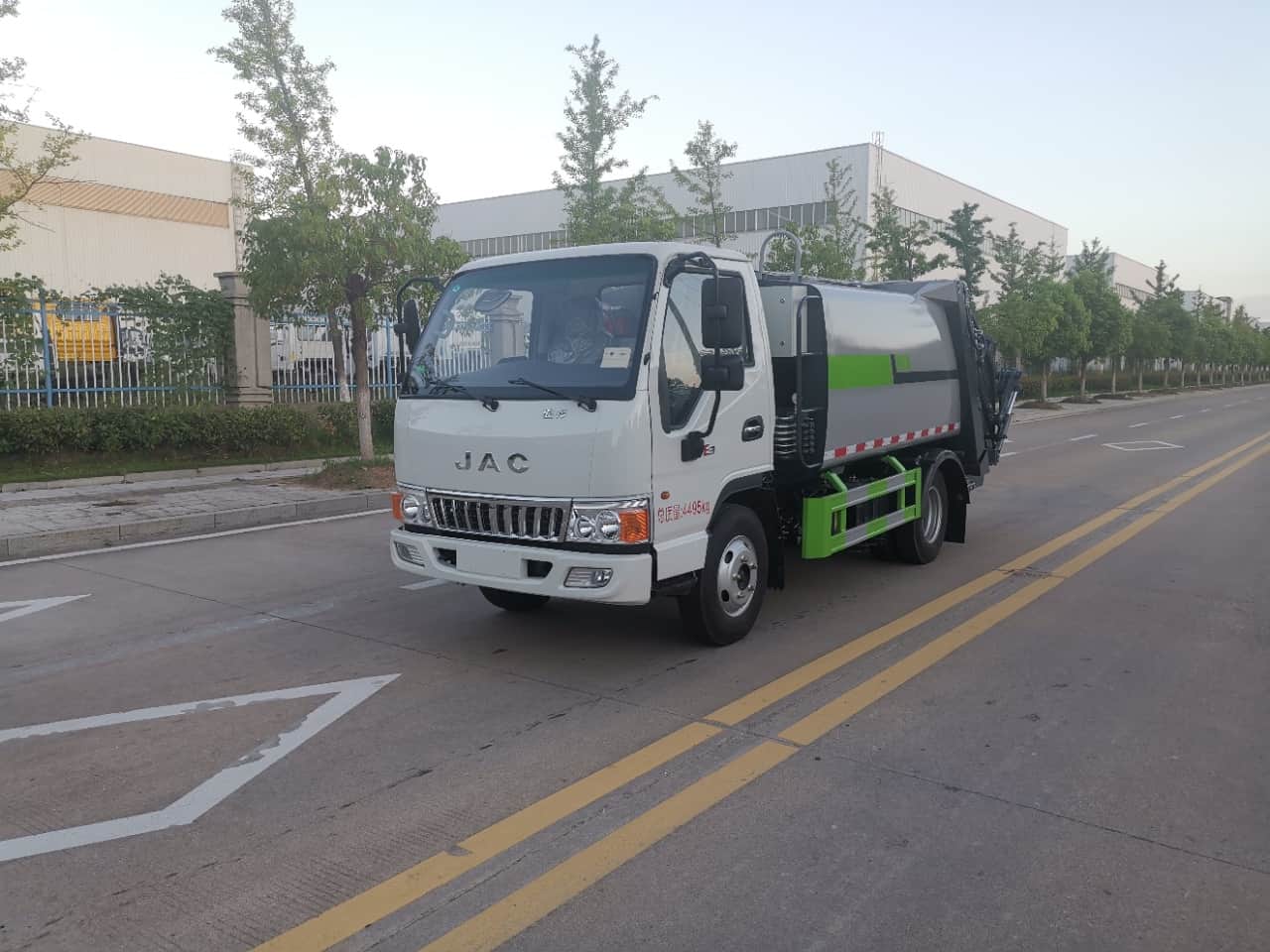 江淮骏铃E3蓝牌压缩垃圾车