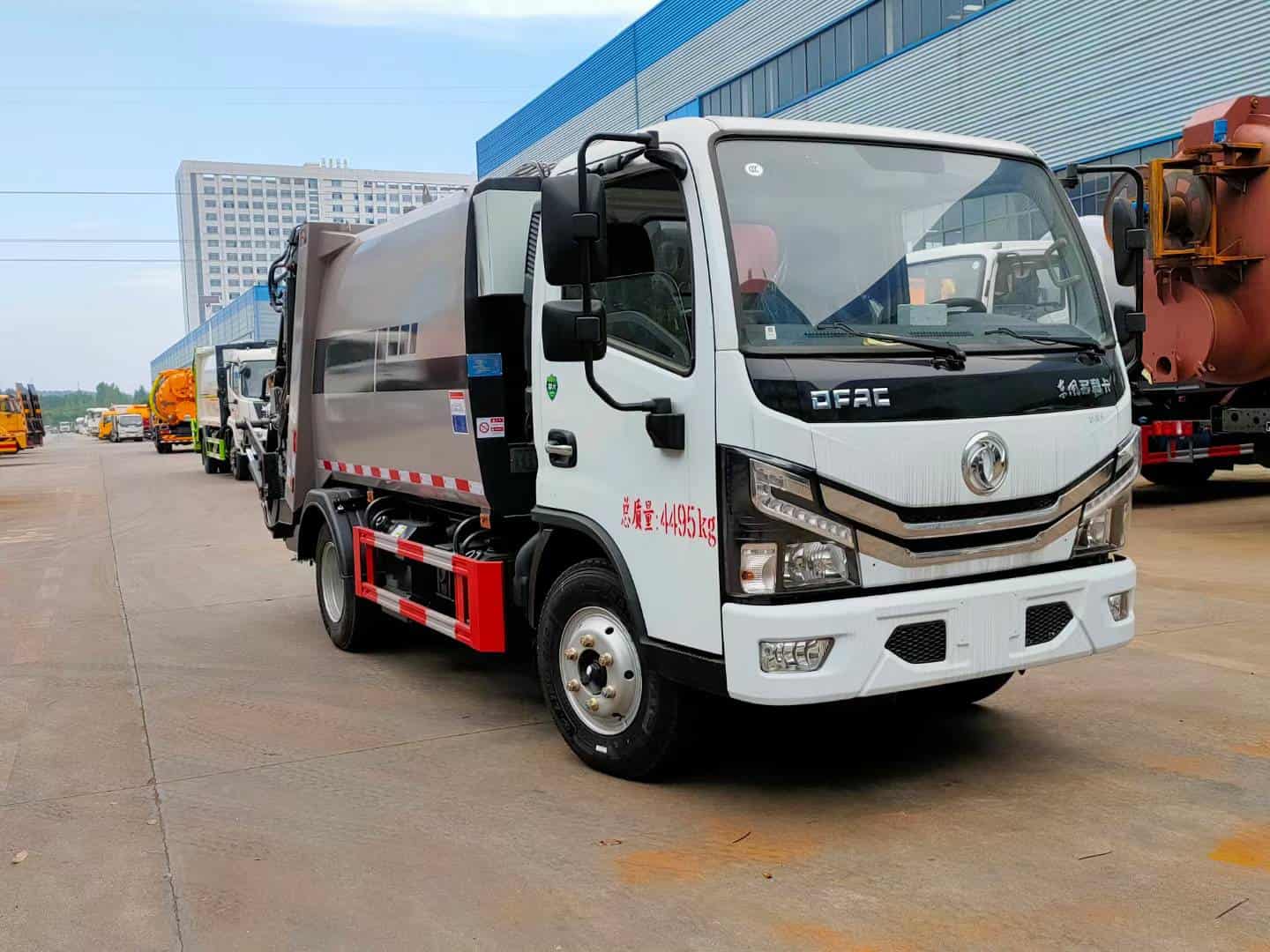 东风多利卡蓝牌压缩垃圾车