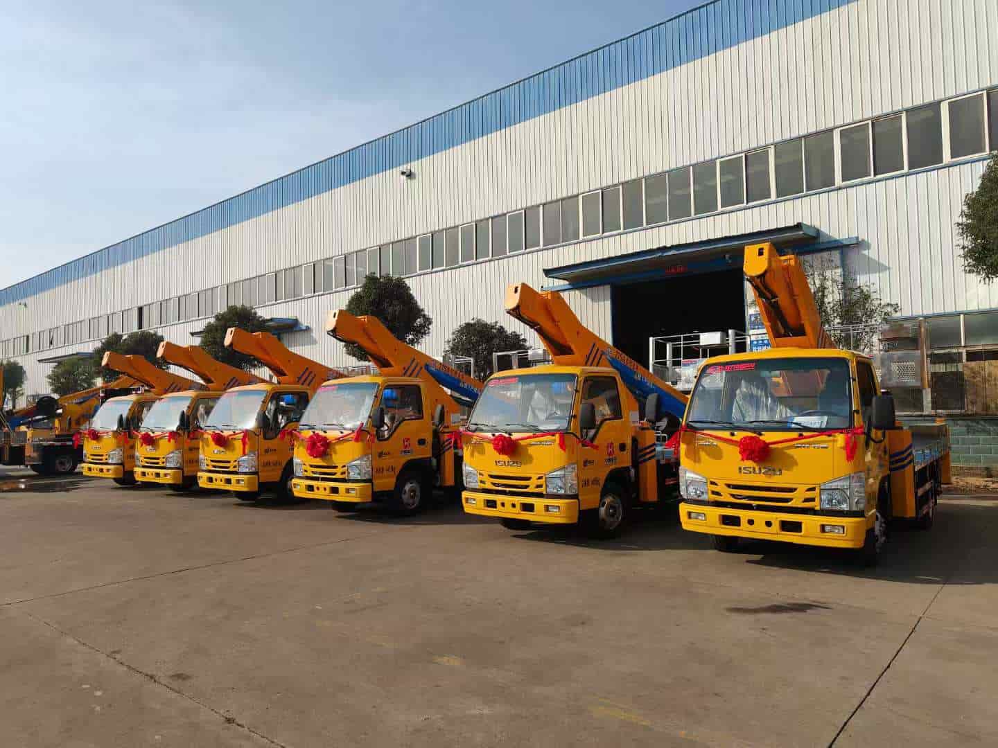 庆铃铃咖23米蓝牌高空作业车