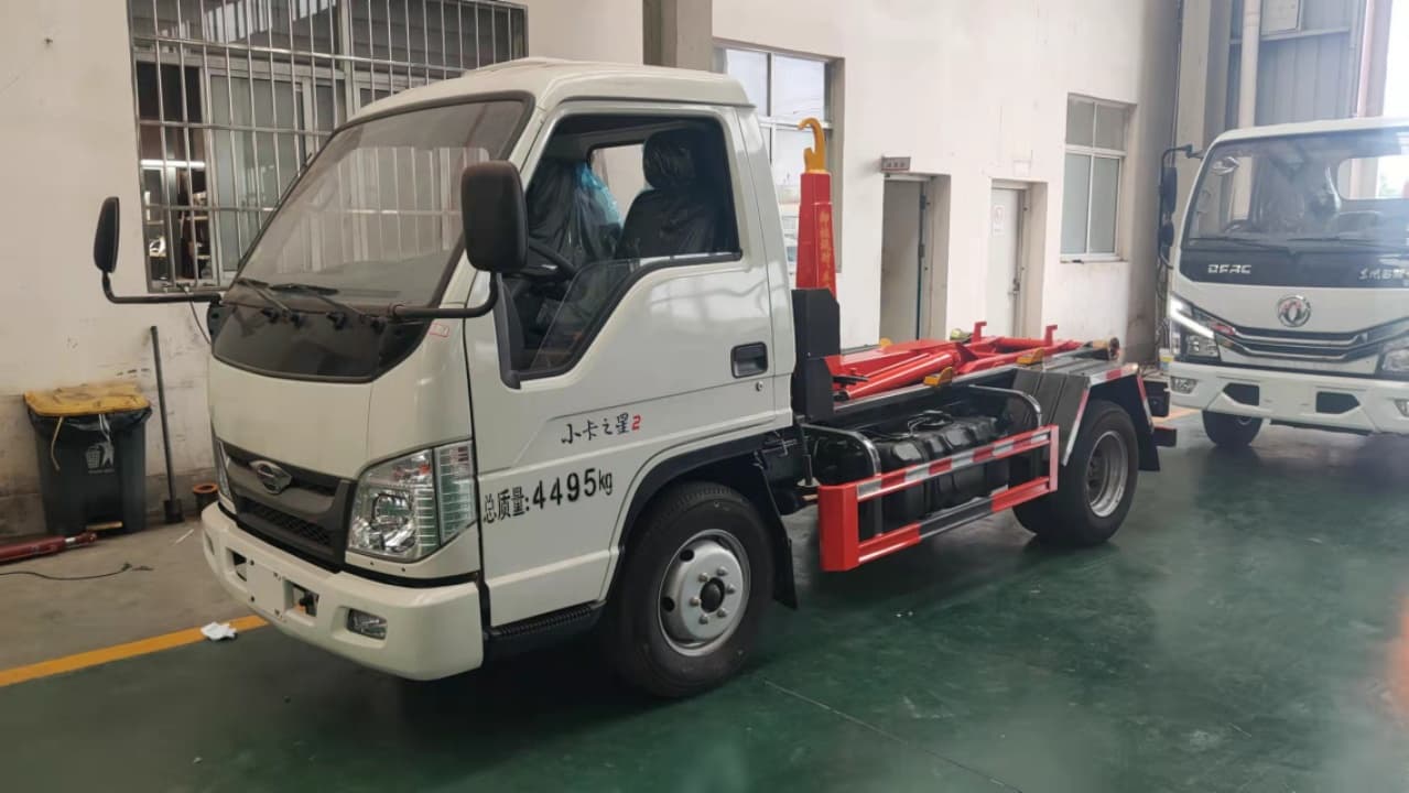福田小卡之星2国六勾臂垃圾车