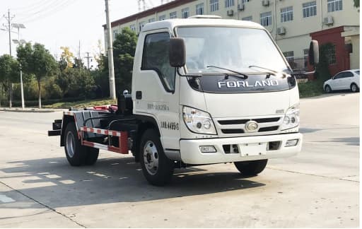 福田小卡之星3蓝牌勾臂垃圾车1.5T