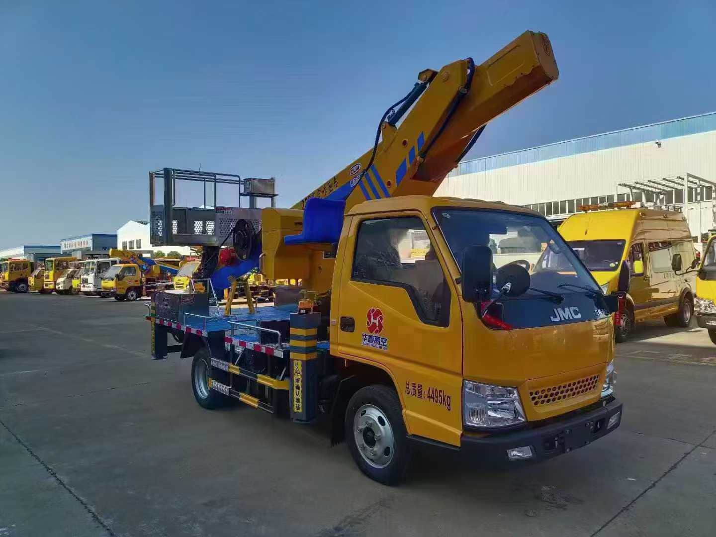 江铃顺威23米蓝牌高空作业车