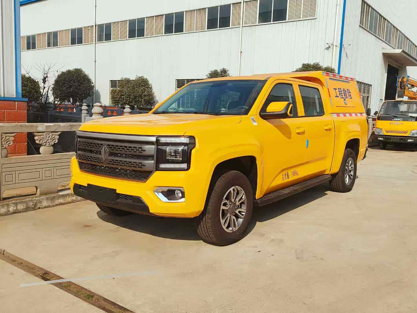 江铃大道自动四驱皮卡救险车