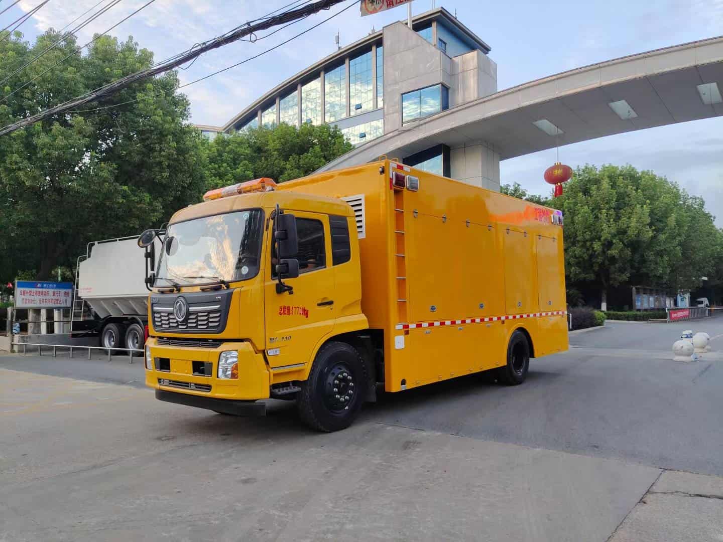 东风天锦3000立方救险排涝车