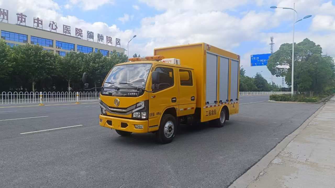 东风小多利卡双排座救险车