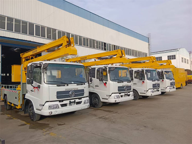 出口东风14米折臂高空作业车