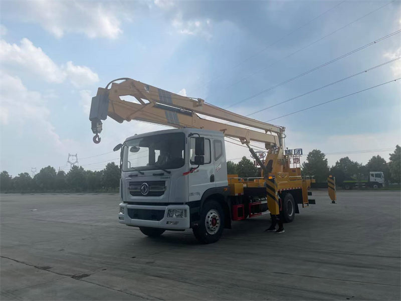 东风D9 20米折叠臂高空作业车
