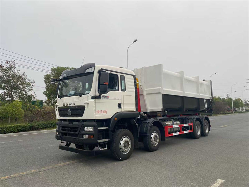 重汽前四后八车厢可卸式垃圾车