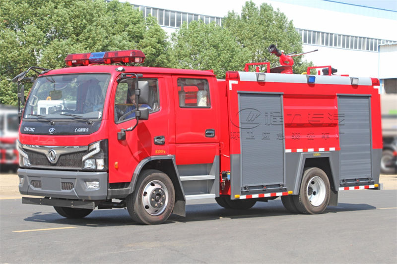 国六东风大福瑞卡4.8方水罐消防车