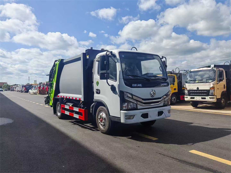 东风多利卡D6蓝牌压缩垃圾车