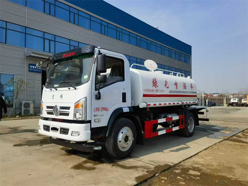 东风H3玉柴160马力9.2方洒水车