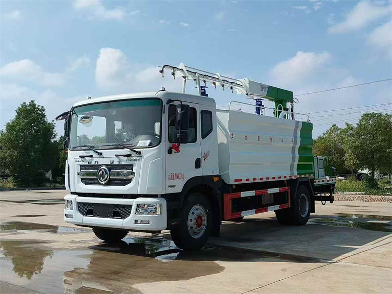 东风多利卡D9铁路抑尘车