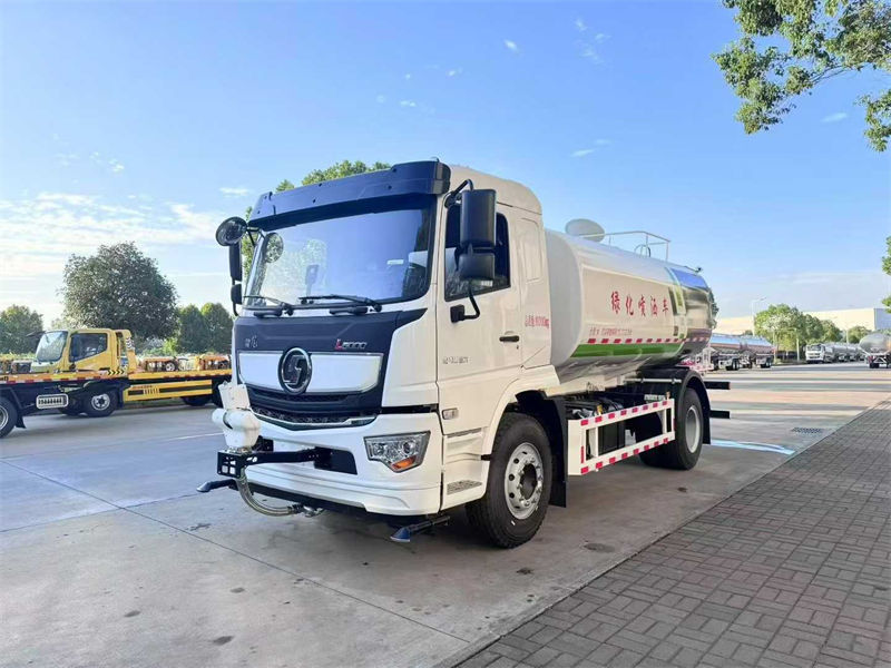 陕汽德龙L5000绿化喷洒车