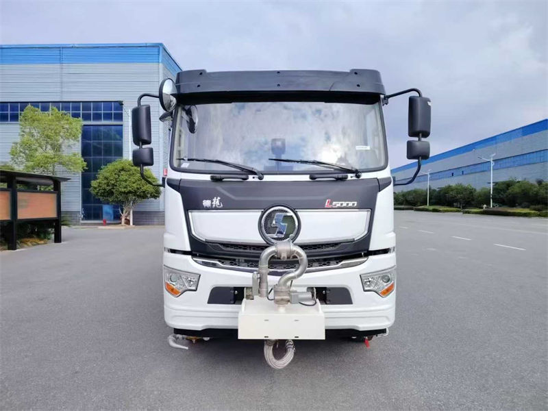 德龙L5000洒水车