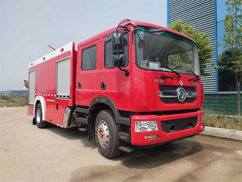 东风多利卡D9消防车