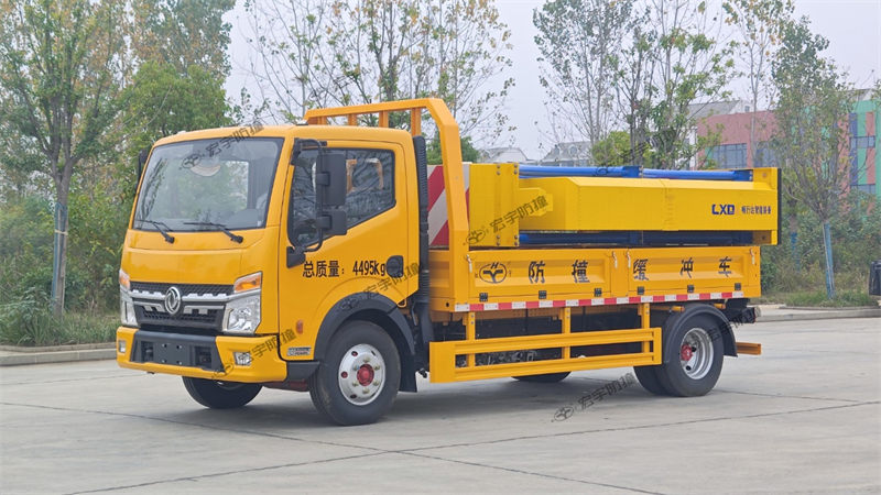 东风蓝牌100K防撞车