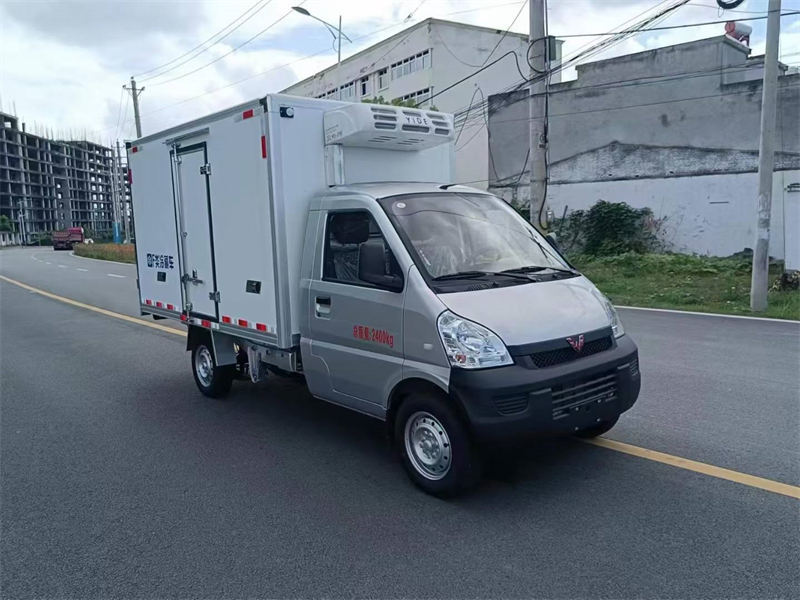 五菱新能源冷藏车荣光小卡EV