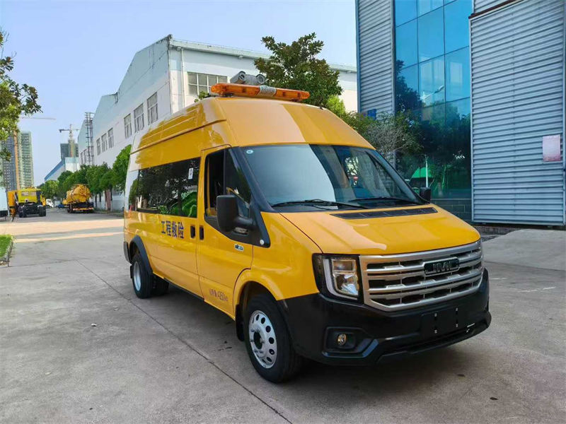 江铃福顺长轴自动挡救险车