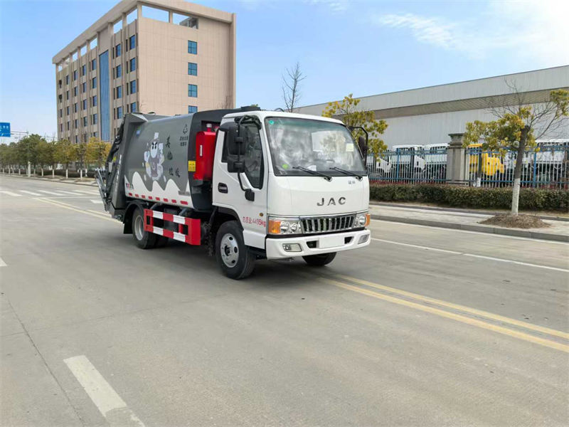 江淮E3容积6方压缩垃圾车