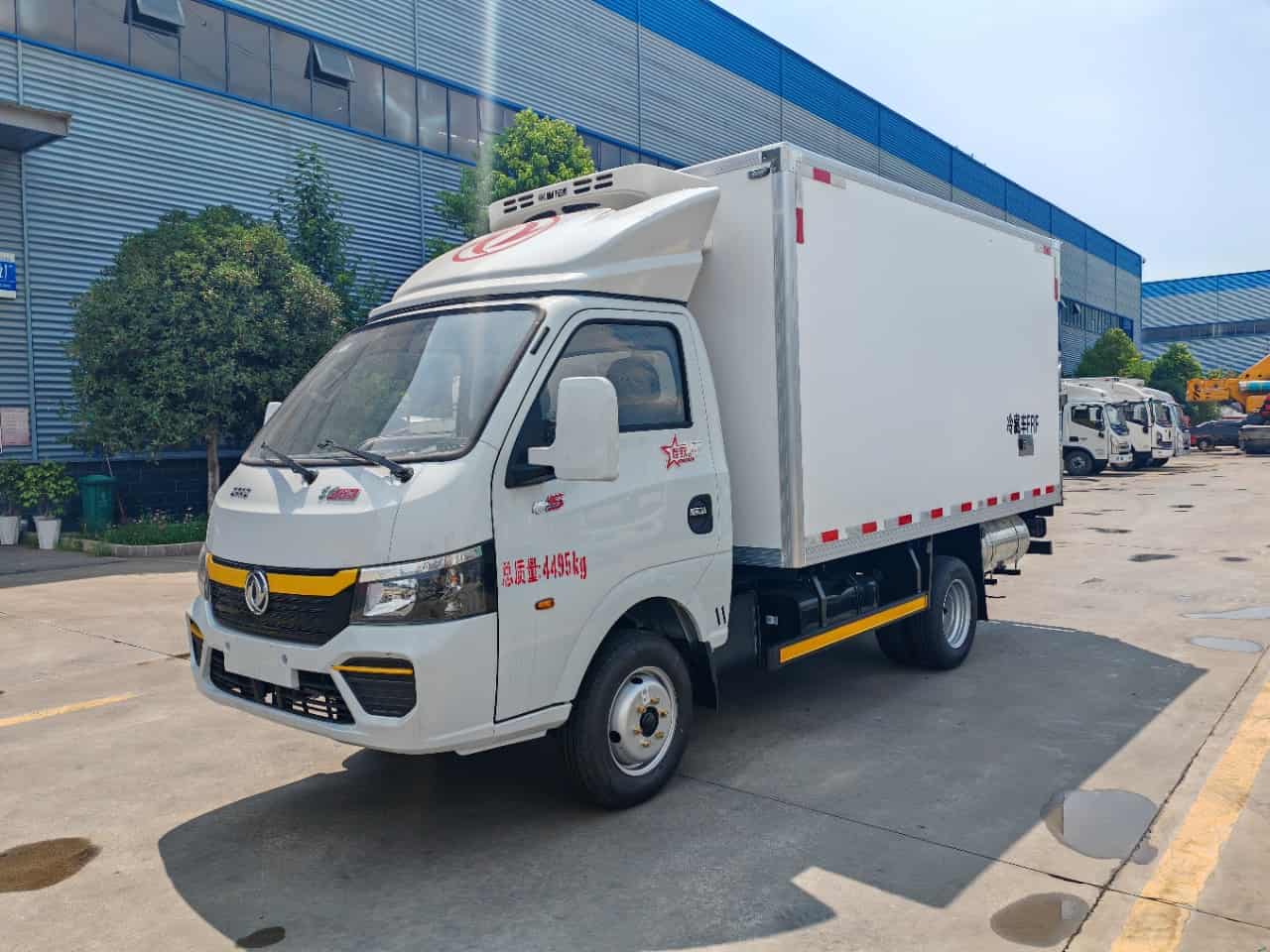 国六东风途逸柴油冷藏车