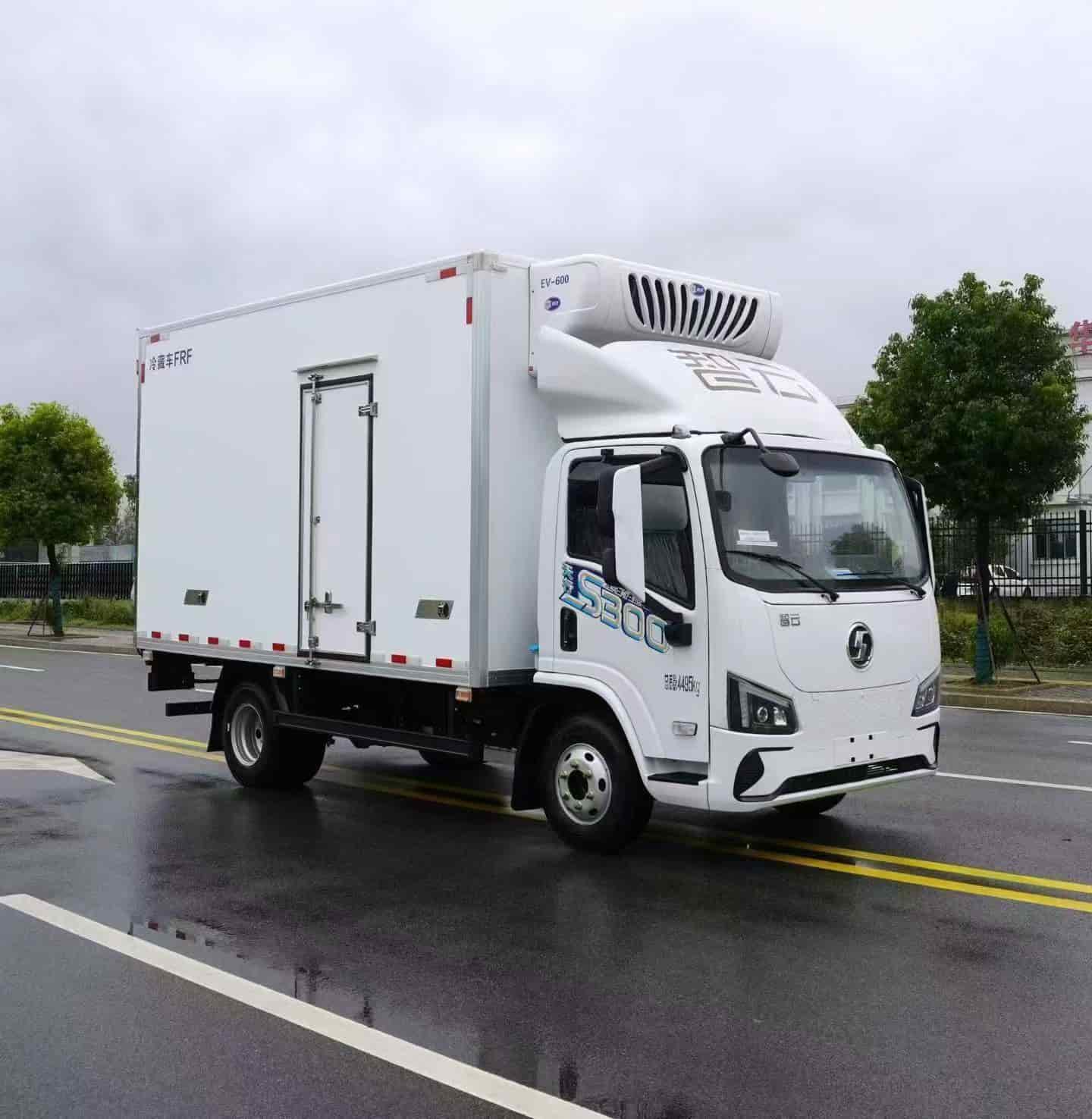 陕汽智云S300纯电动冷藏车