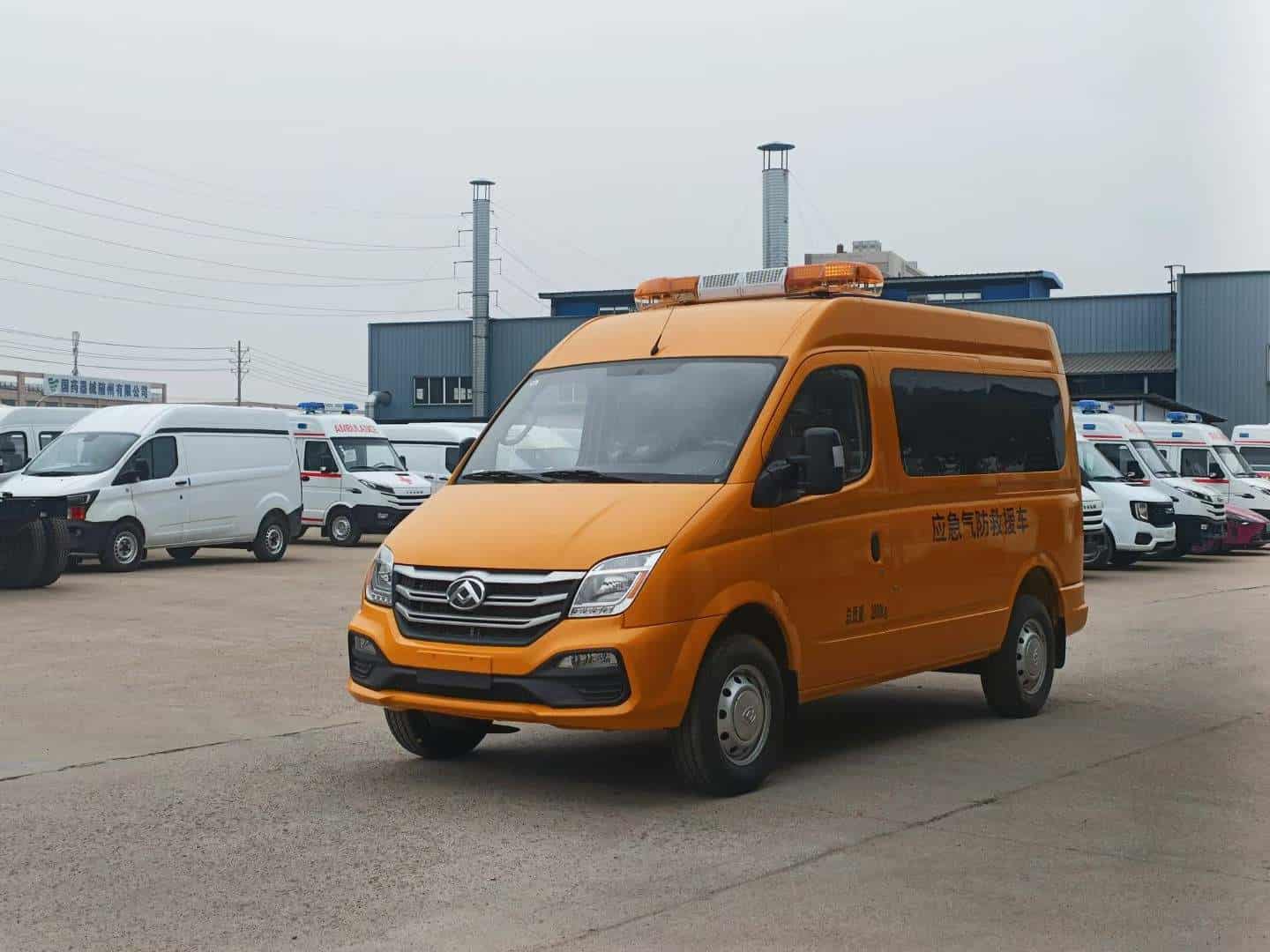 大通 V80 短轴 5 座救险车