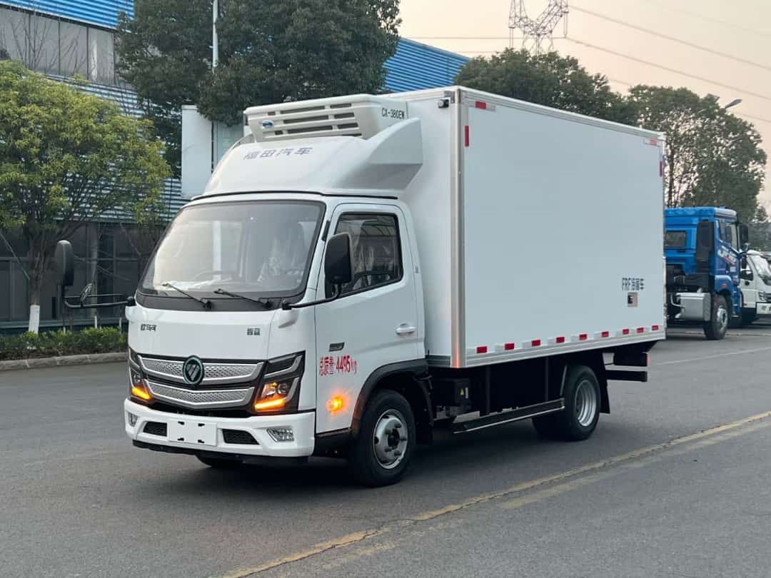 福田欧马可智蓝X卡（纯电动）冷藏车
