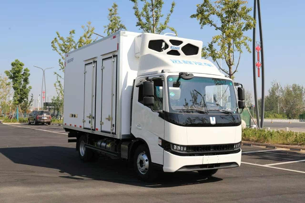 吉利远程H8M醇氢电动冷藏车（4.2米）冷藏车