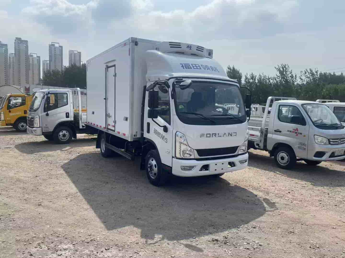 新款福田时代领航M5全柴150马力4米2冷藏车