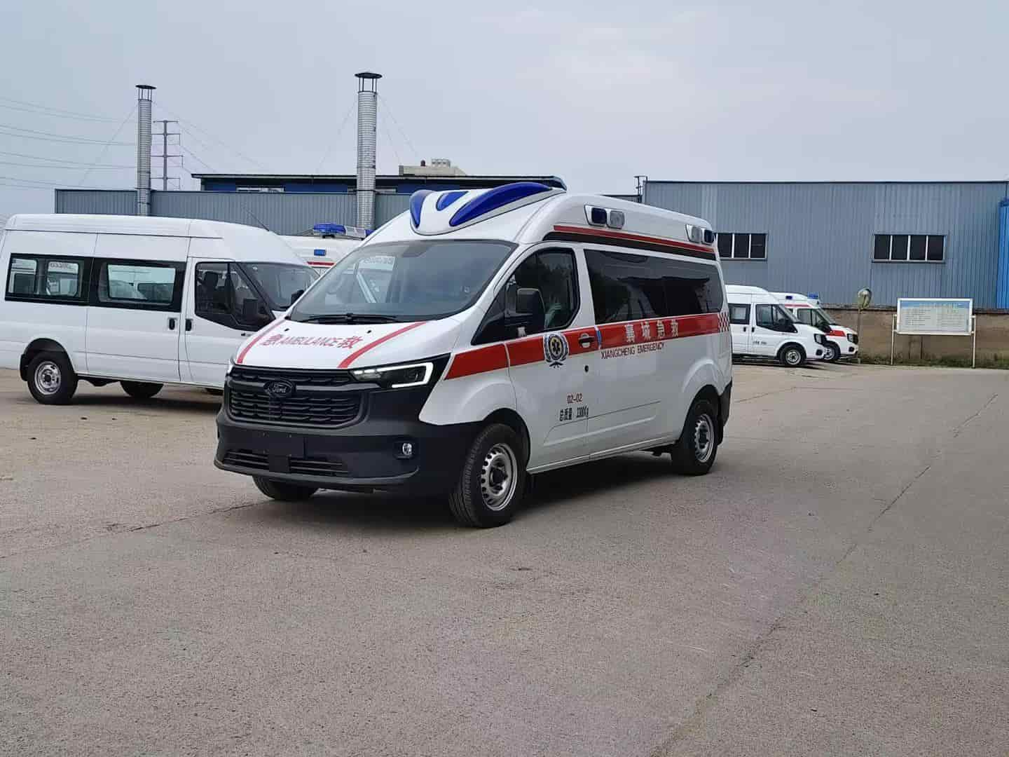 福特V362汽油监护型救护车