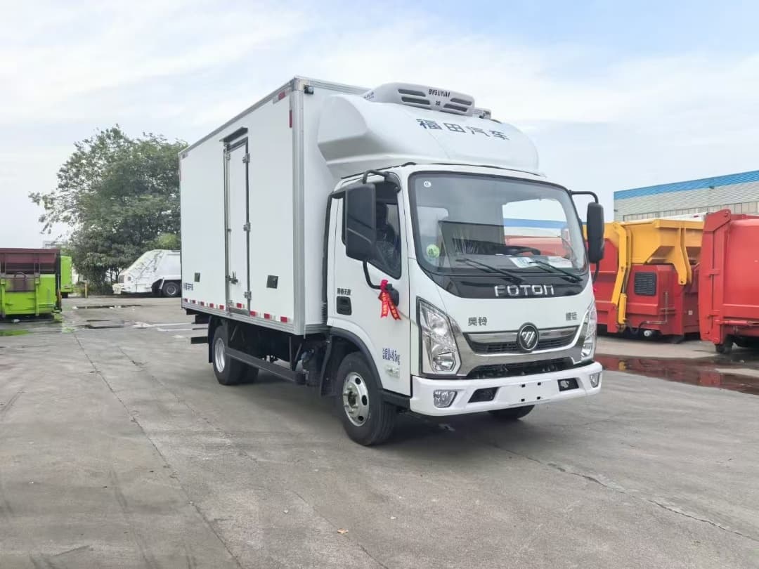 福田奥铃青春无敌版国六冷藏车