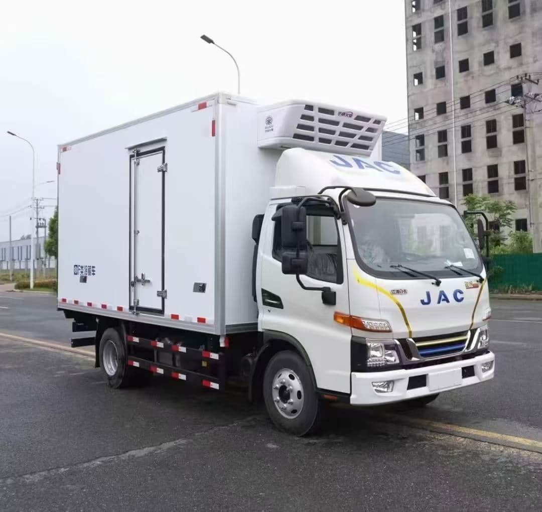 江淮骏铃聚宝盆新能源冷藏车