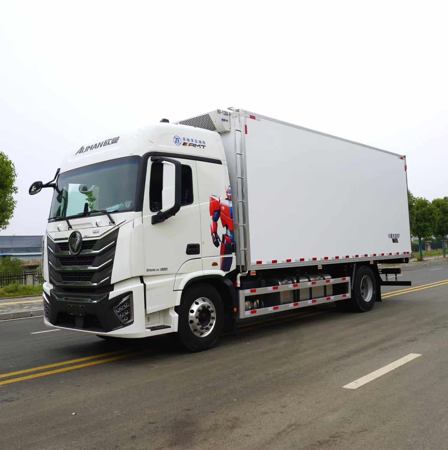 福田欧曼星翼（气囊桥）冷藏车(国六)