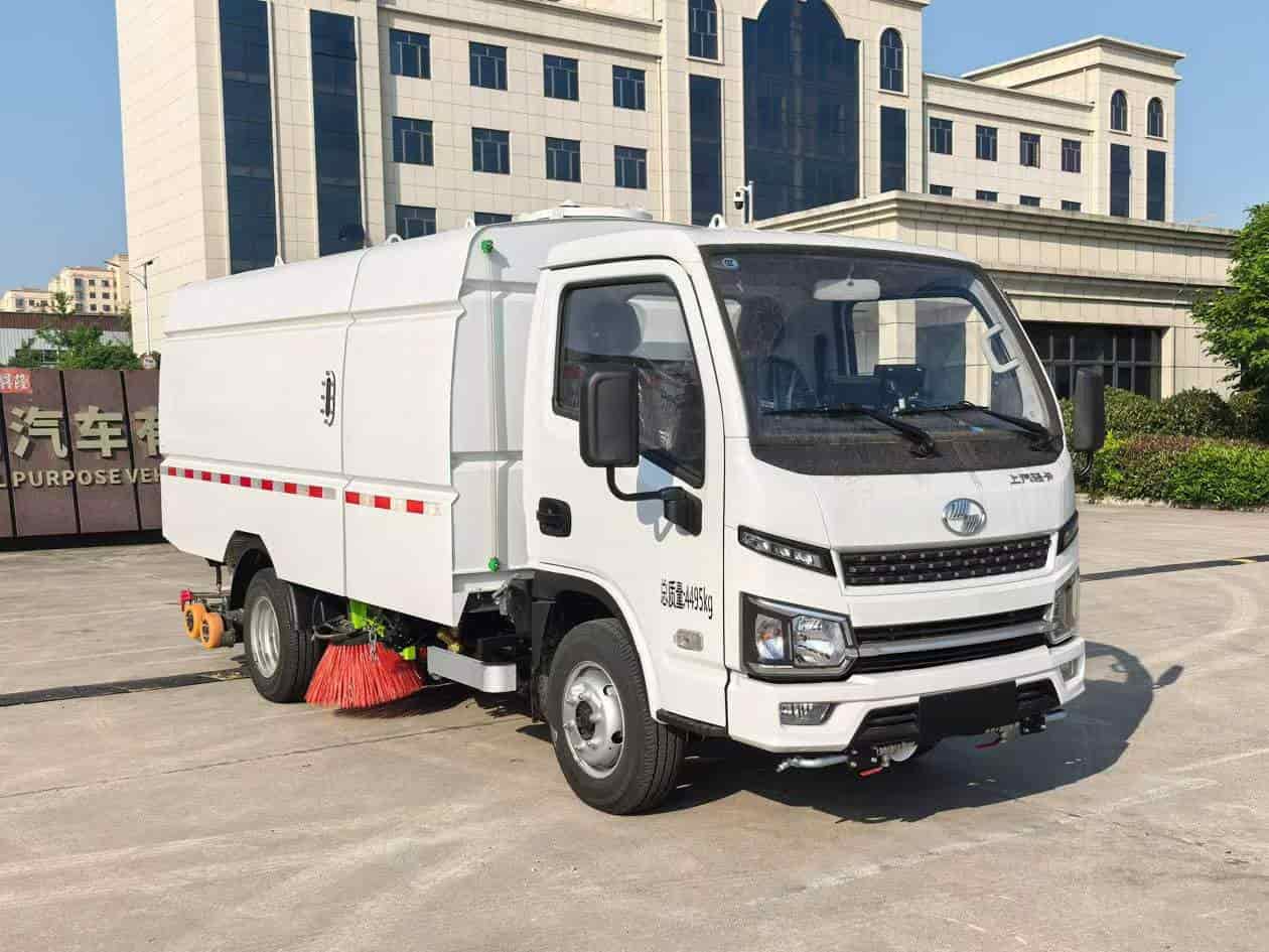 4.5T上汽电动洗扫车