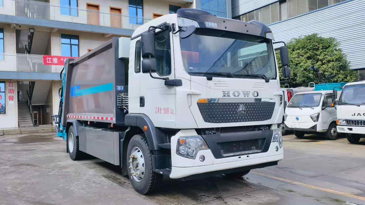 重汽豪沃新能源纯电动15立方压缩垃圾车