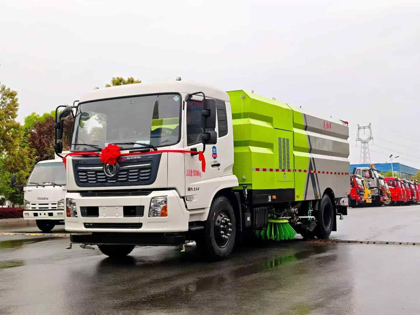 东风天锦洗扫车
