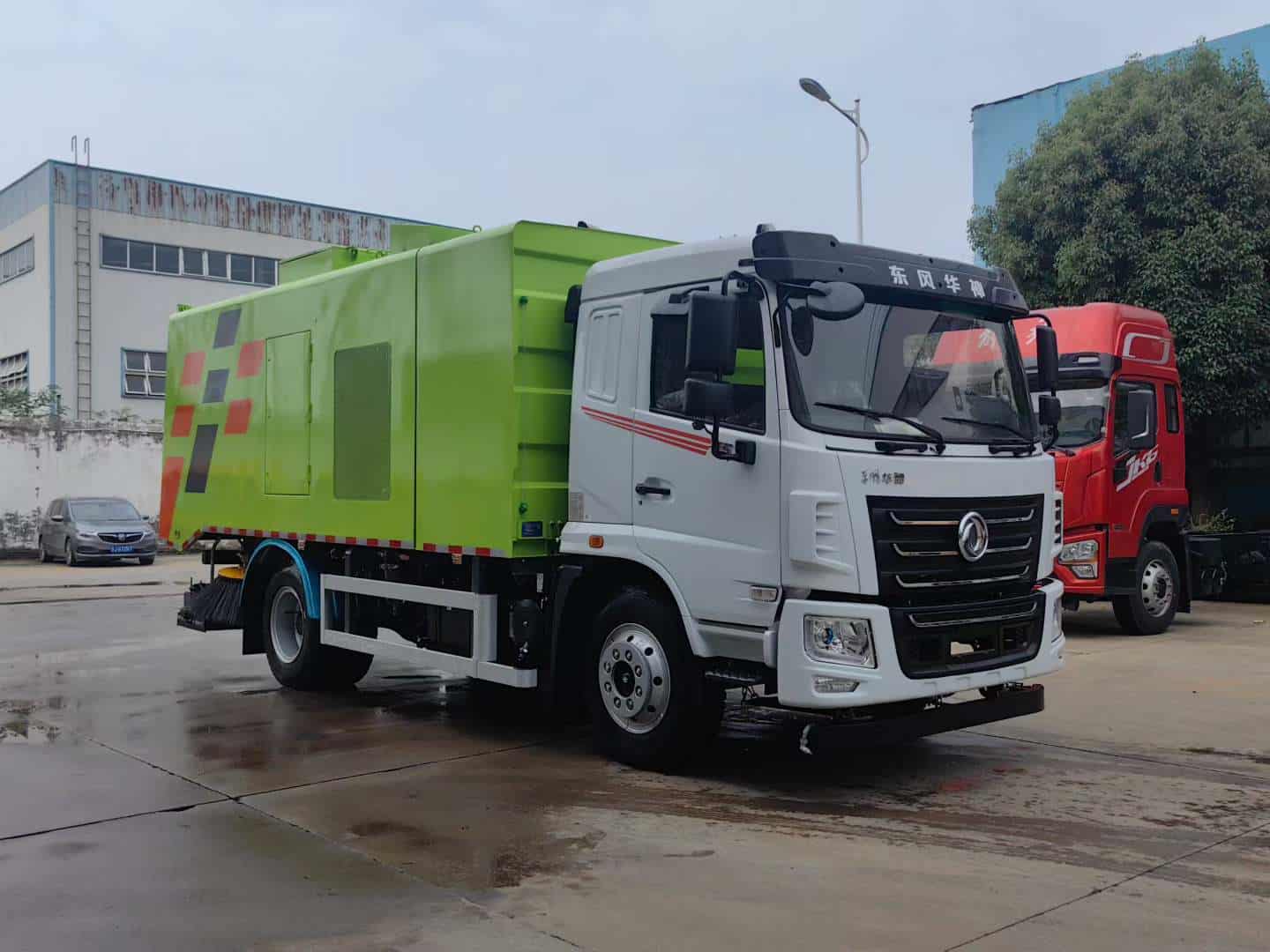 东风华神四季清扫车