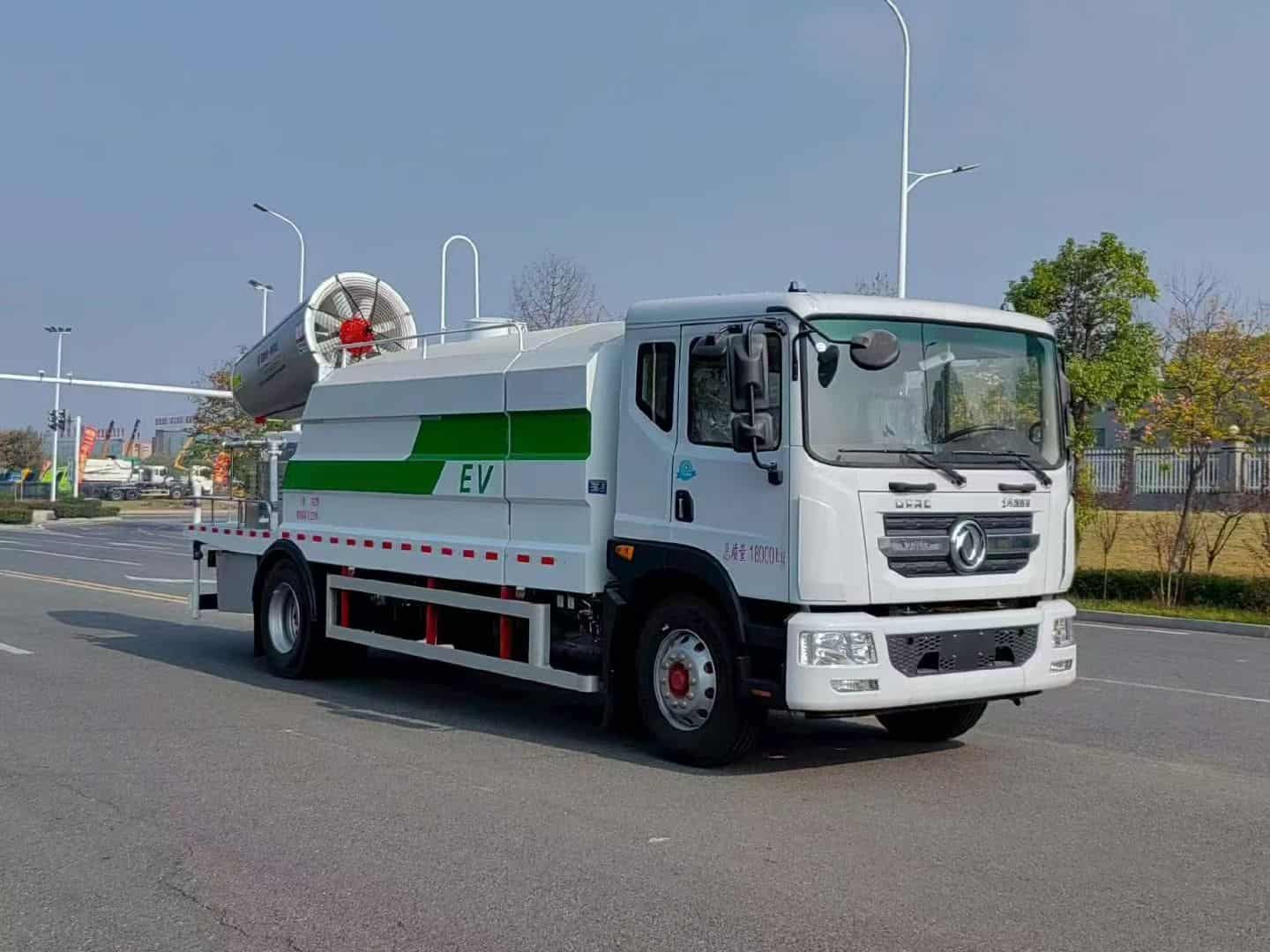 东风D9凯普特18T纯电动抑尘车