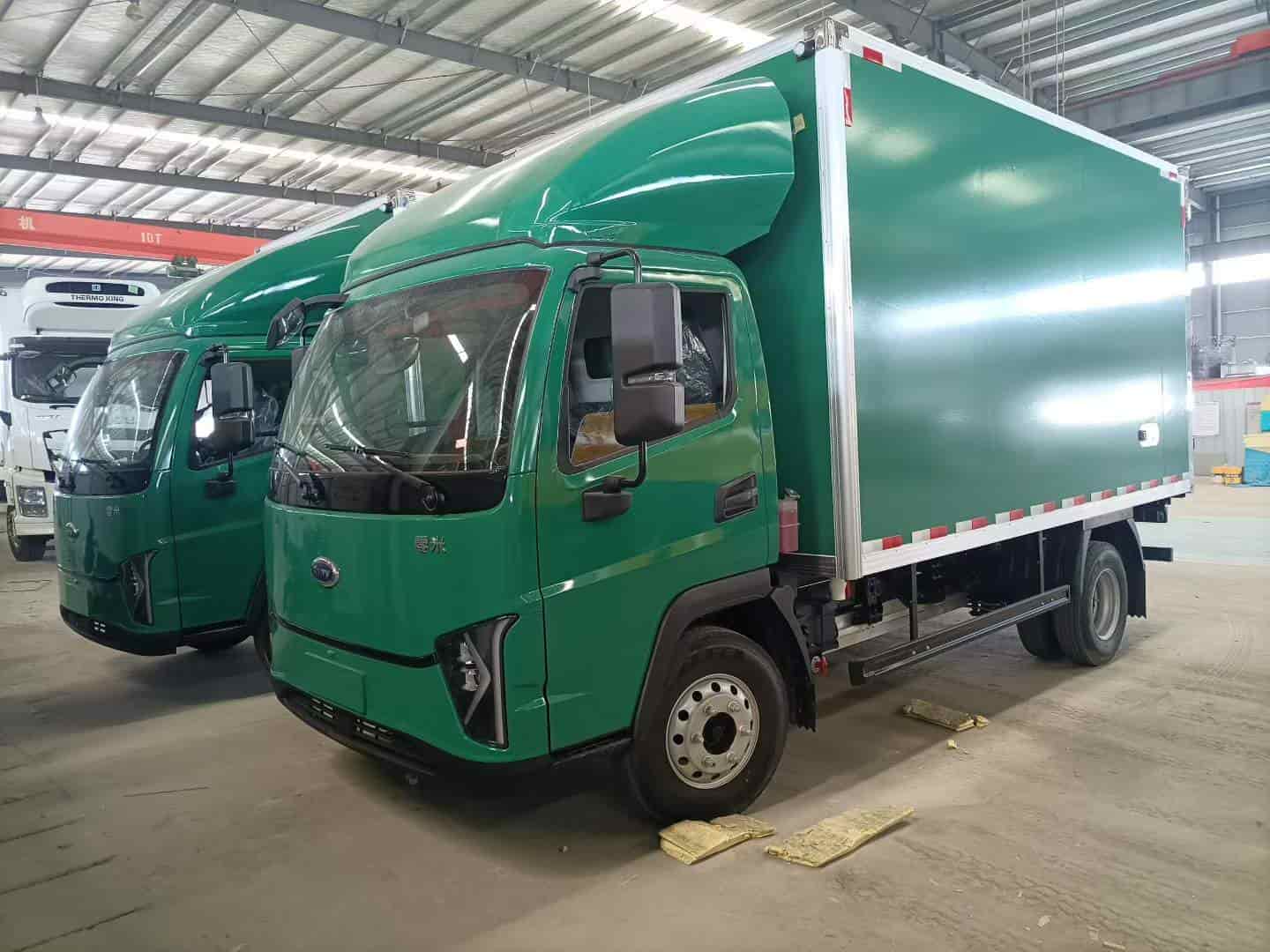 开瑞零米4米2纯电动冷藏车（134kwh）