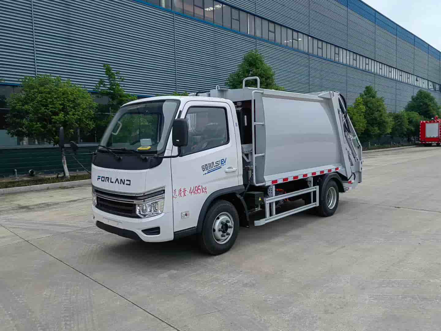 福田纯电动压缩垃圾车
