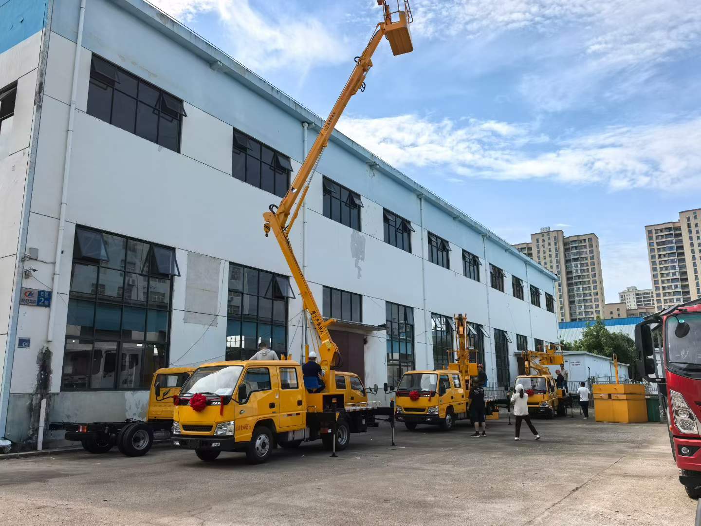 ​江铃顺达双排座13米高空作业车